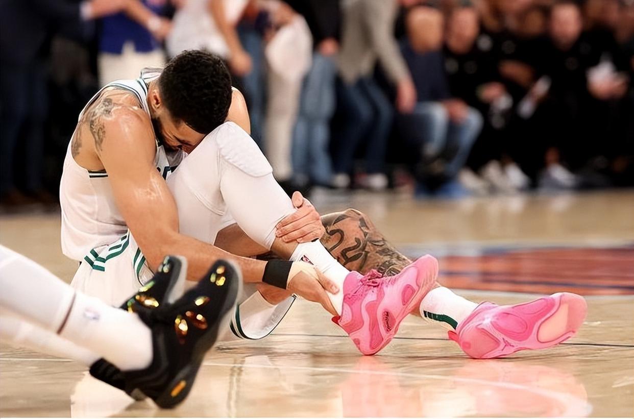 开云-步行者主场击败东部劲旅，继续保持领先，全场震撼的简单介绍